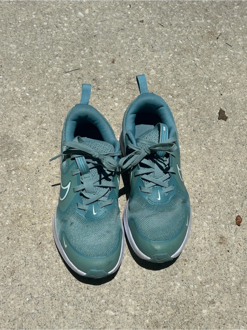 Nike Teal Athletic Sneakers with White Accents
